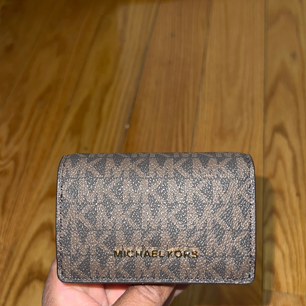 Brand new Michael Kors card holder